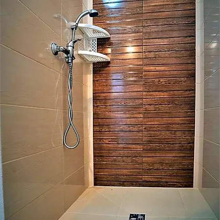 Hotel Anna 3*